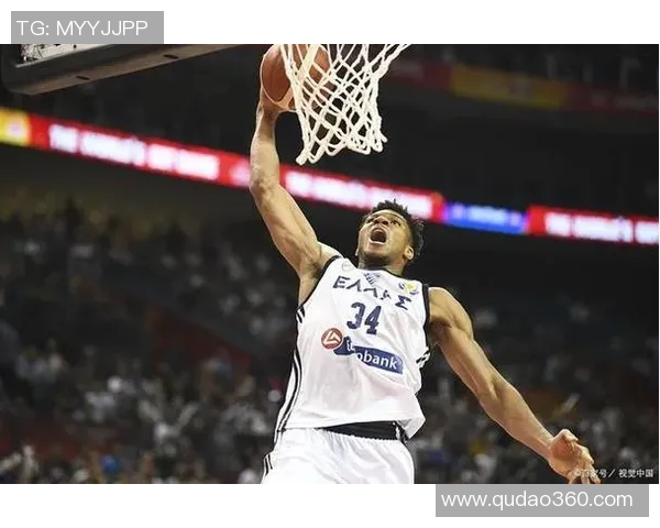 扬尼斯阿德托昆博如何在NBA赛场上创造传奇与辉煌的篮球生涯
